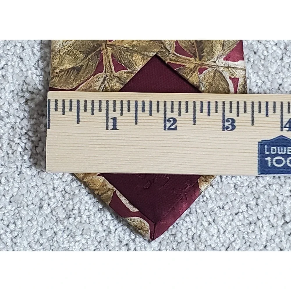 Britches of Georgetown Men's Neck Tie 100% Silk Rust‎ Color With Gold Leaves 54